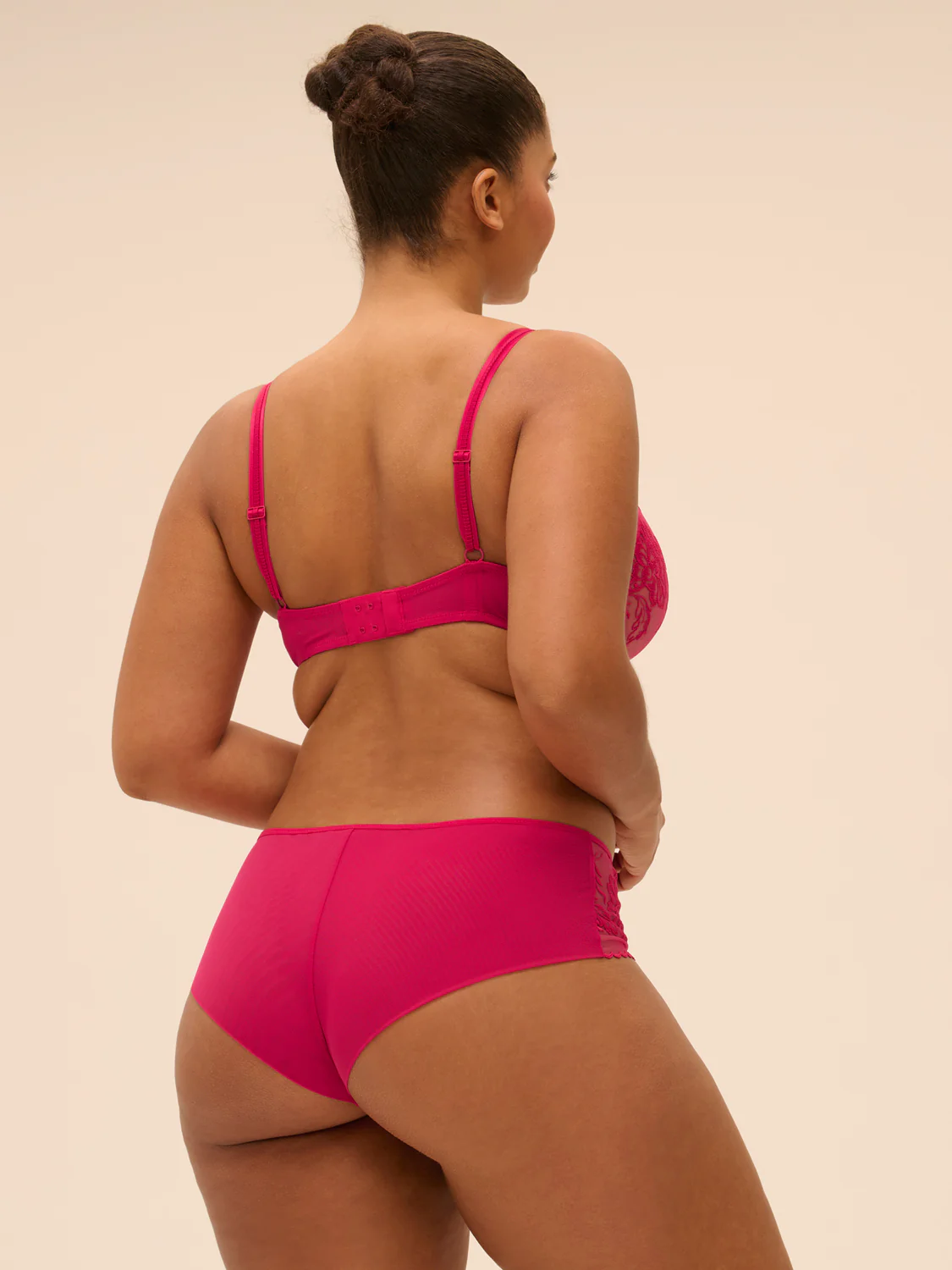 Romance Sheer Demi - Cranberry - Image 11
